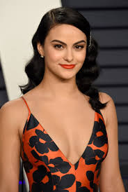Camila Mendes